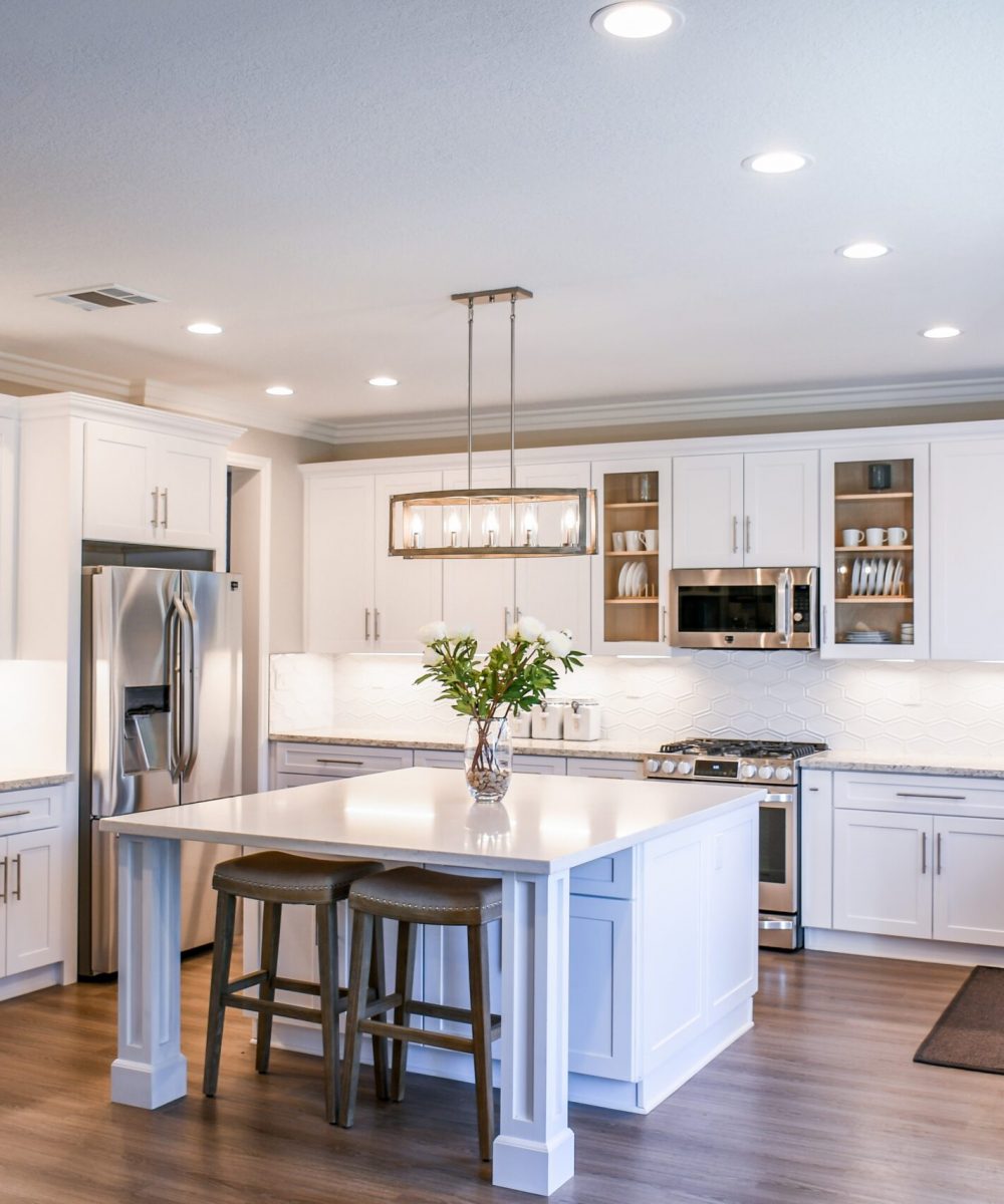 pexels-mark-mccammon-2724748